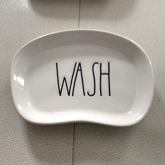 Rae Dunn Soap Dish - Picture 2 of 3